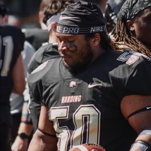 Meet your Posher, Dennis